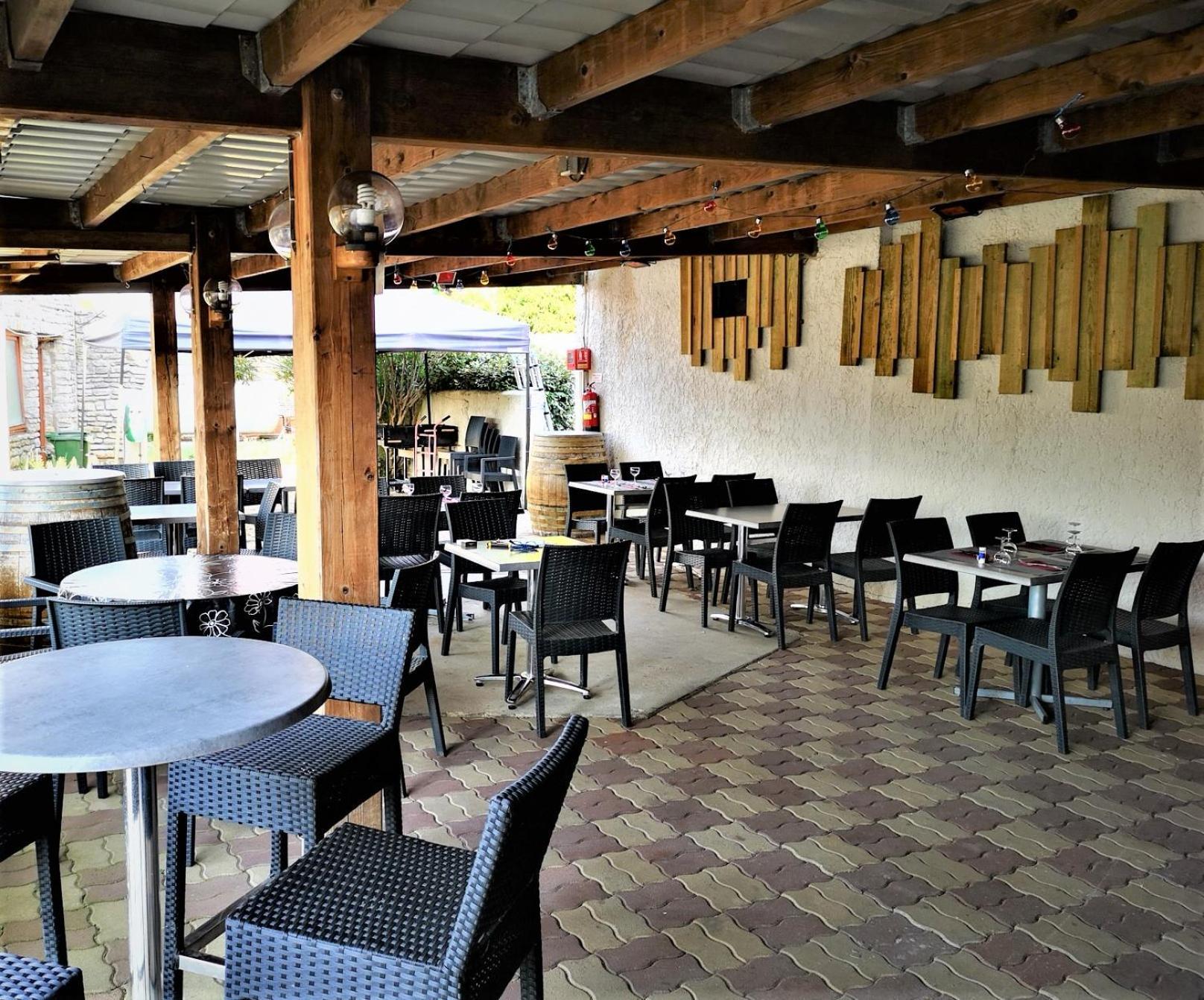 סן-ג'ורג'-דולרו La Marie Galante Appart'Hotel מראה חיצוני תמונה
